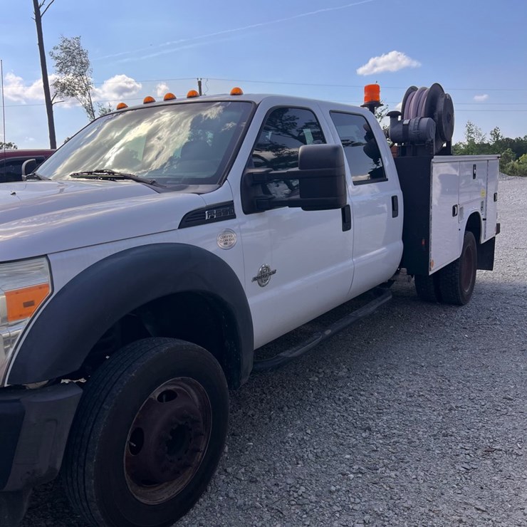 2015 FORD F550