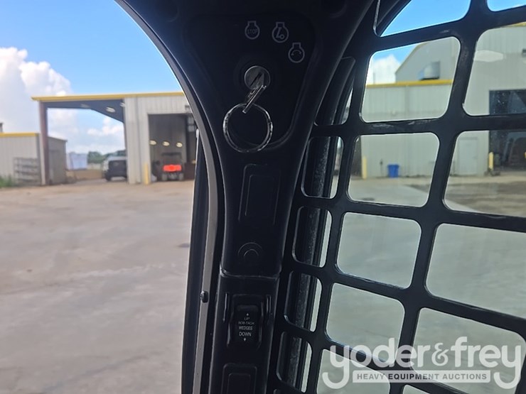 2018-bobcat-s590-image-43