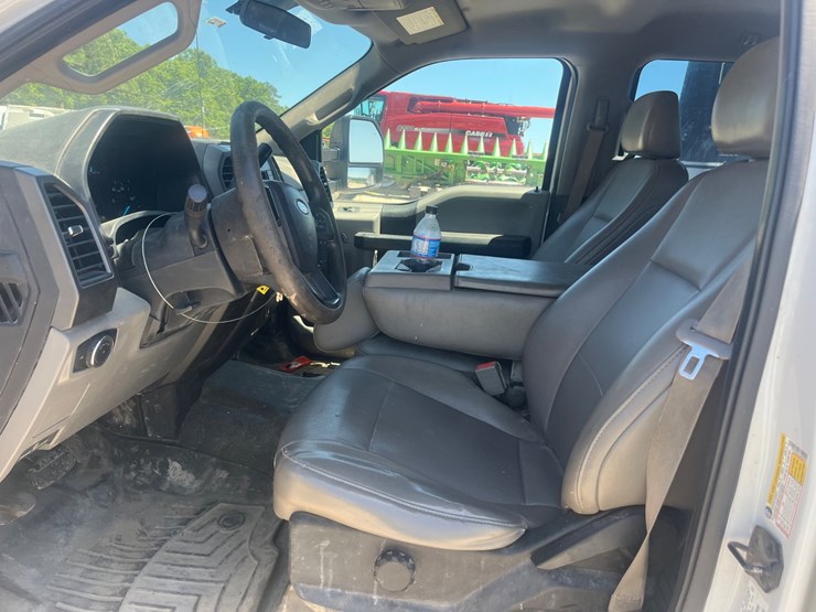 2018-ford-f250-xl-image-12