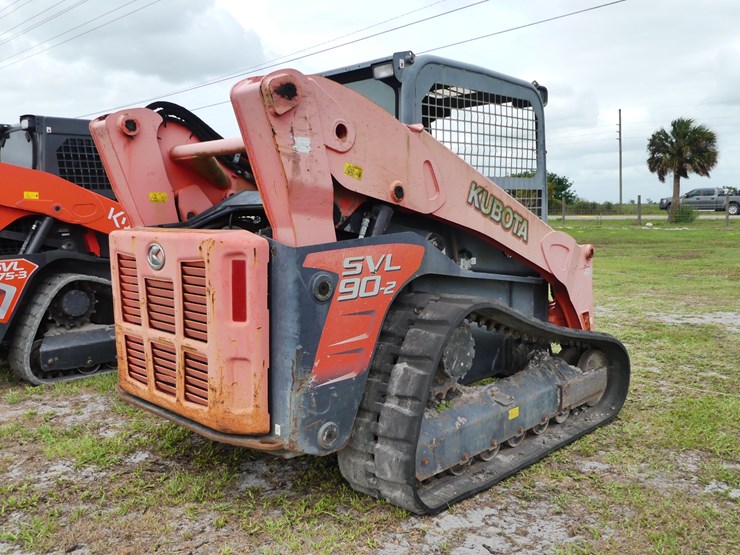 kubota-svl90-2-image-6