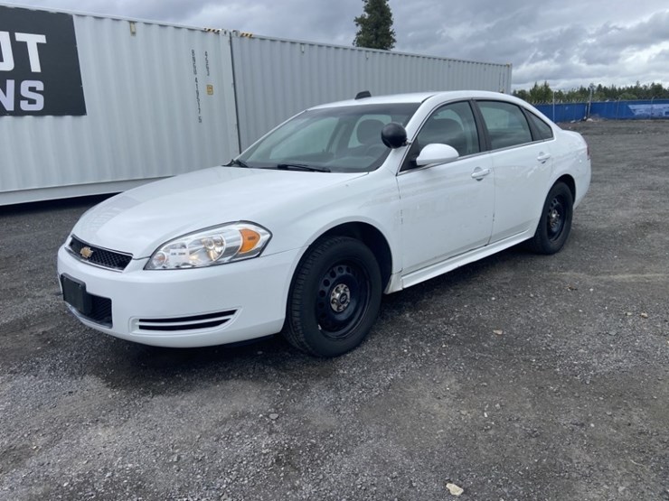 2013-chevrolet-impala-sedan-image-1