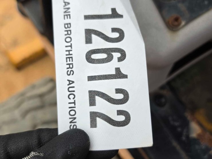 jcb-520-image-13