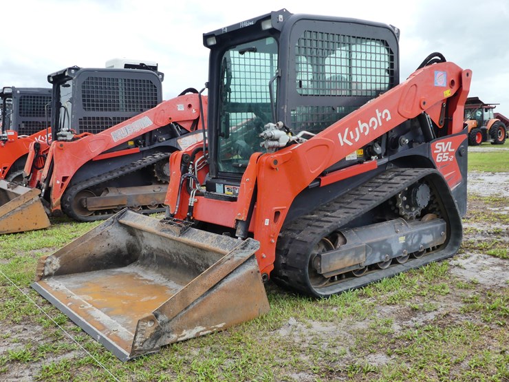 2021-kubota-svl65-2-image-1