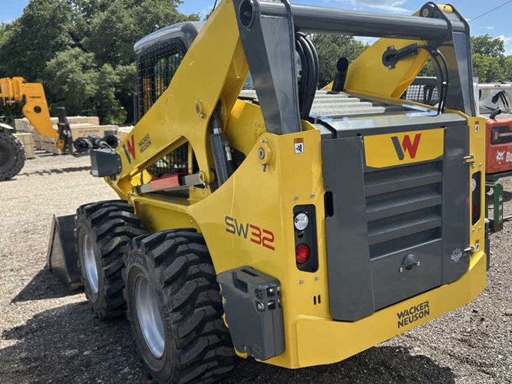 2022-wacker-neuson-sw32-image-8
