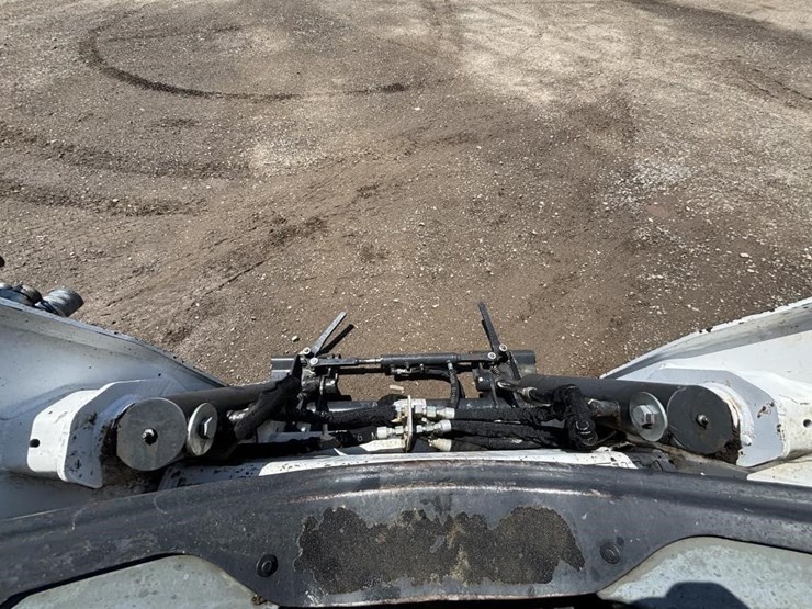 2019-bobcat-t595-image-19