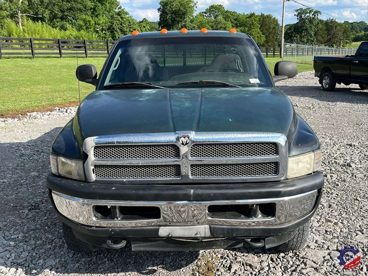 1999-dodge-ram-2500-image-9