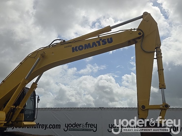 2023-komatsu-pc490-lc-10-image-27