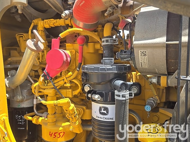 2020-deere-310sl-image-50