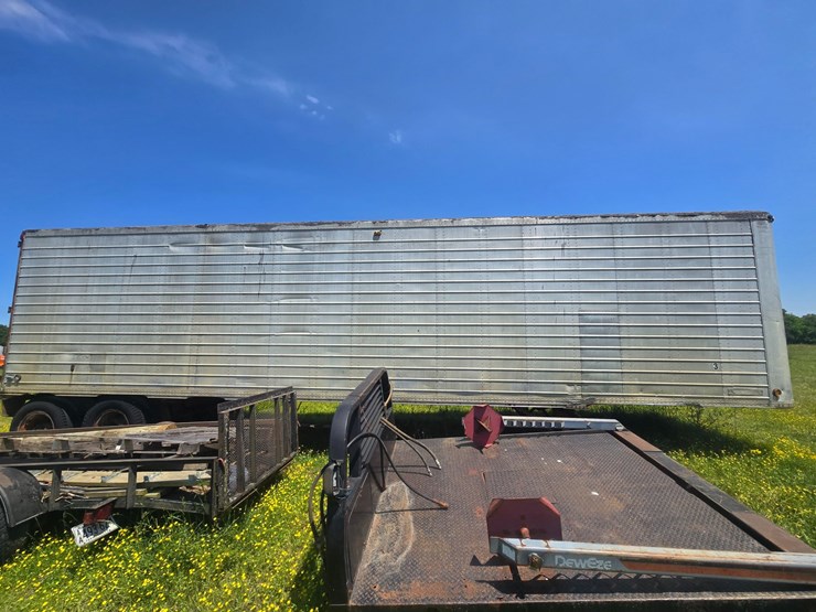trailmobile-van-image-16