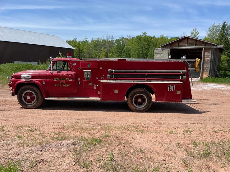 #330-•-1958-chevy-80-(howe)-fire-truck-(no-brakes)-(has-mi.-title)-(wakefield,-mi)-image-8