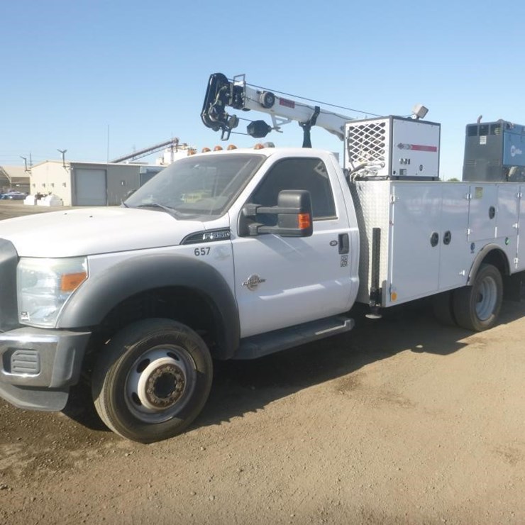 2016 FORD F550