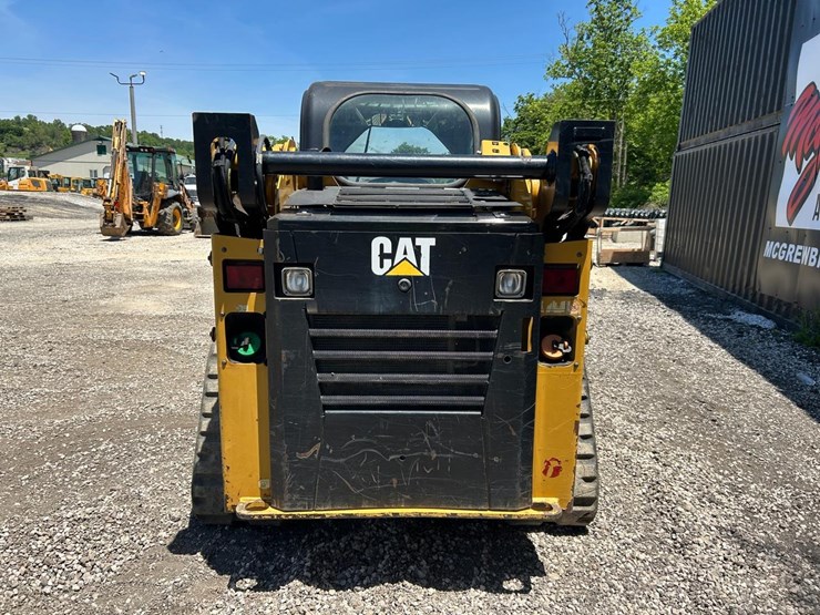 2017-caterpillar-249d-image-3