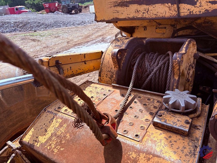 1993-deere-548e-image-54
