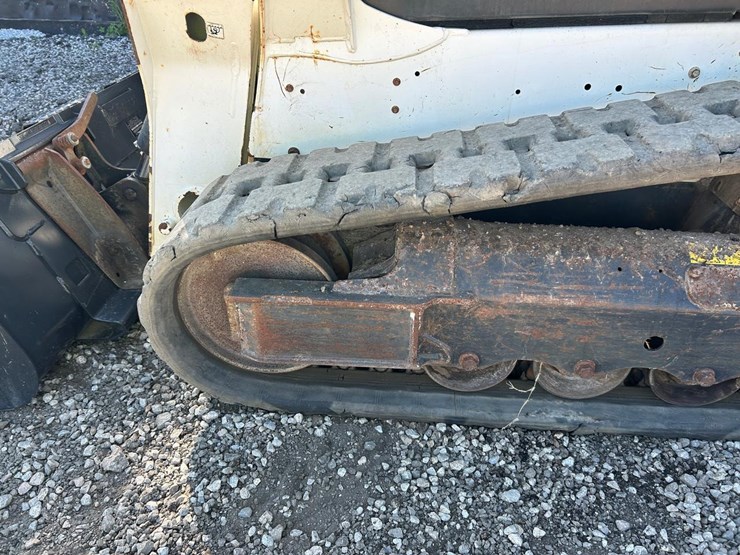 2019-bobcat-t550-image-17