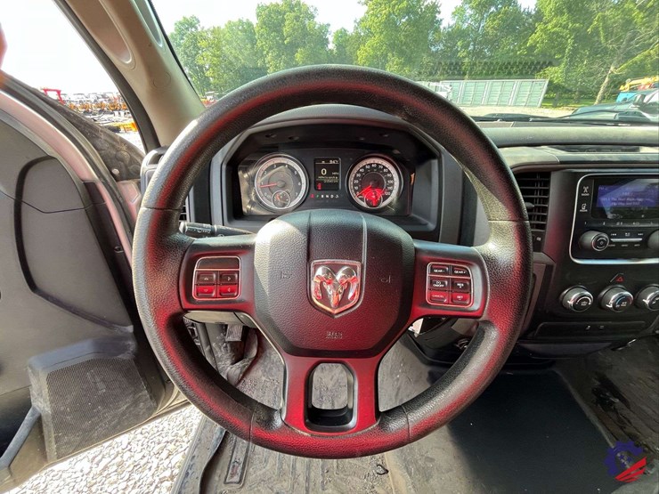 2017-dodge-1500-image-57