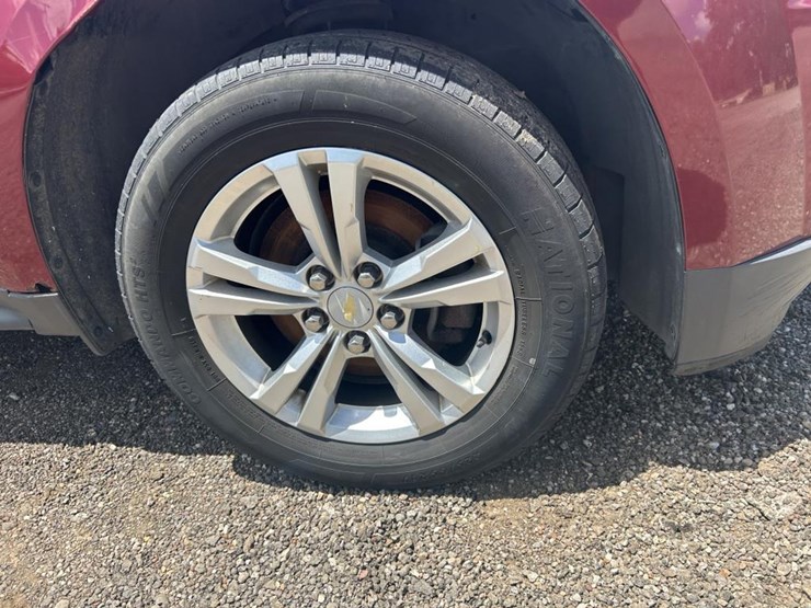 2012-chevrolet-equinox-lt-image-4
