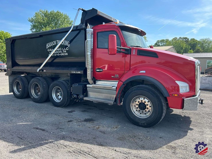 2020-kenworth-t880-image-9