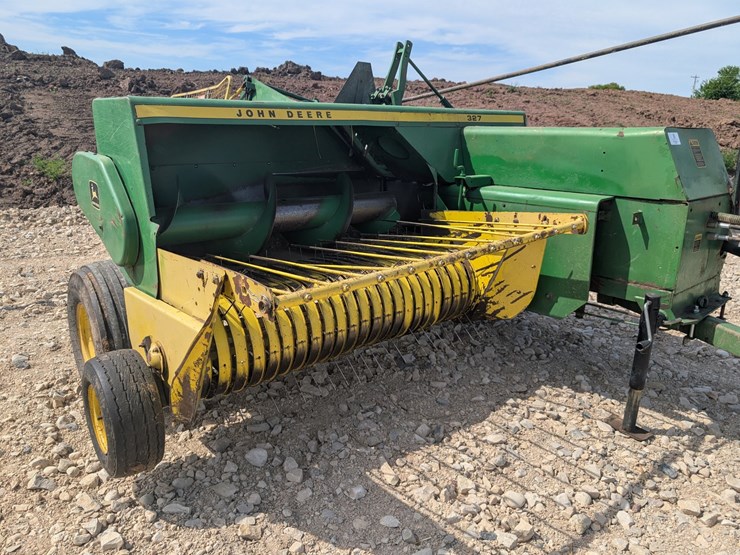 john-deere-327-image-2