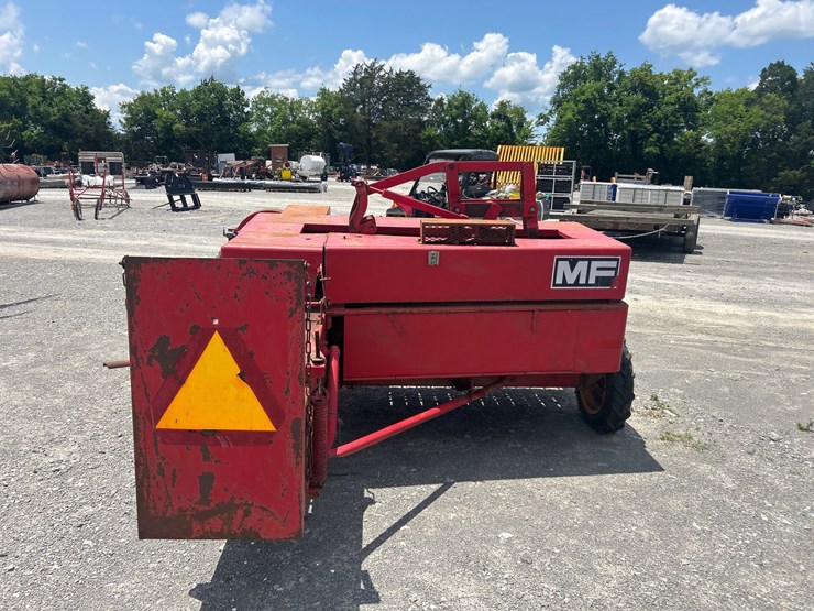 massey-ferguson-12-image-5