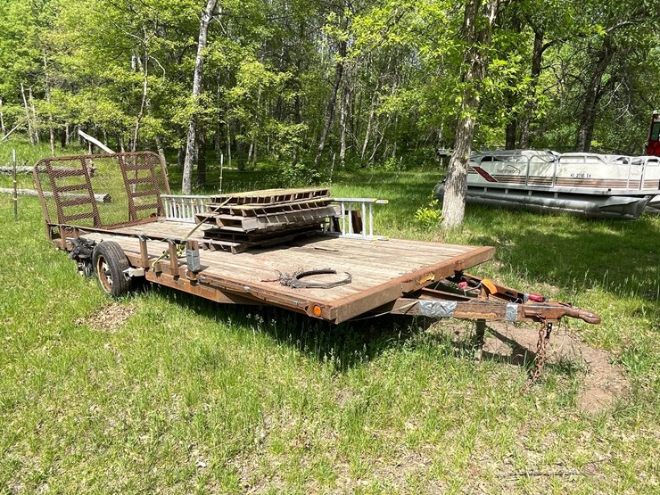 #462-•-20'-tandem-axle-trailer-(no-title)-(spring-brook,-wi)-image-3