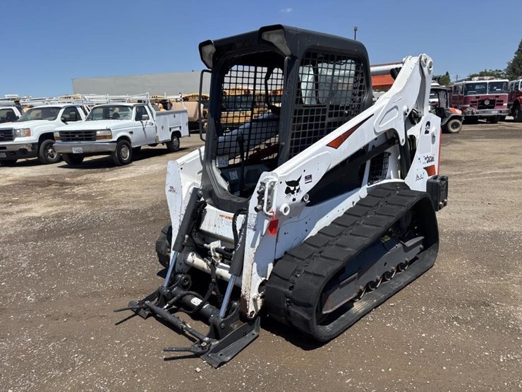 2019-bobcat-t595-image-1