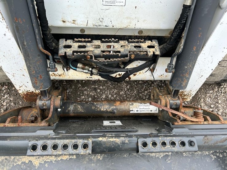 2019-bobcat-t770-image-10