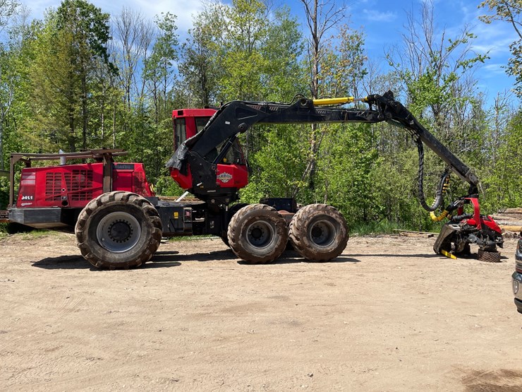 #100-•-2013-komatsu-941.1-6wd-timber-harvester-with-370.2-harvesting-head-(curtis,-mi)-image-4