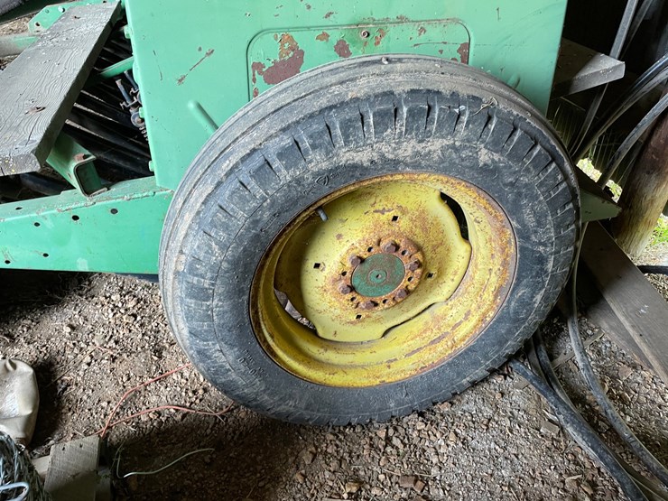 john-deere-8300-image-6