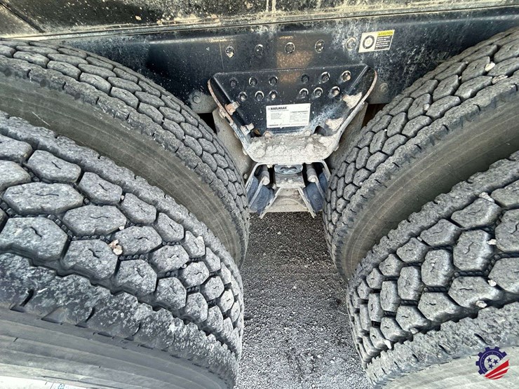 2020-kenworth-t880-image-48