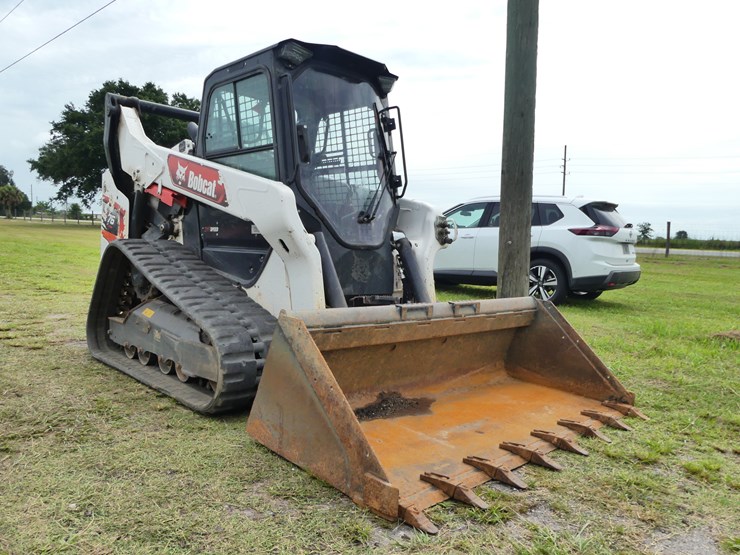 2022-bobcat-t76-image-1