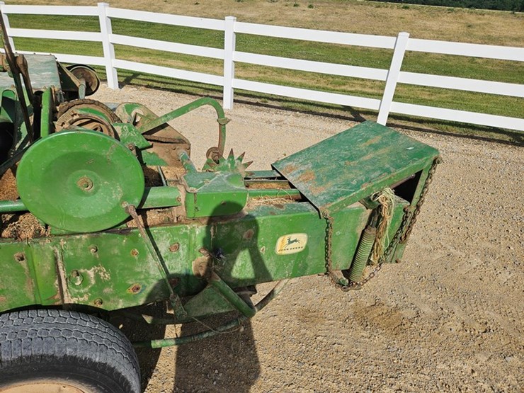 john-deere-24t-image-19