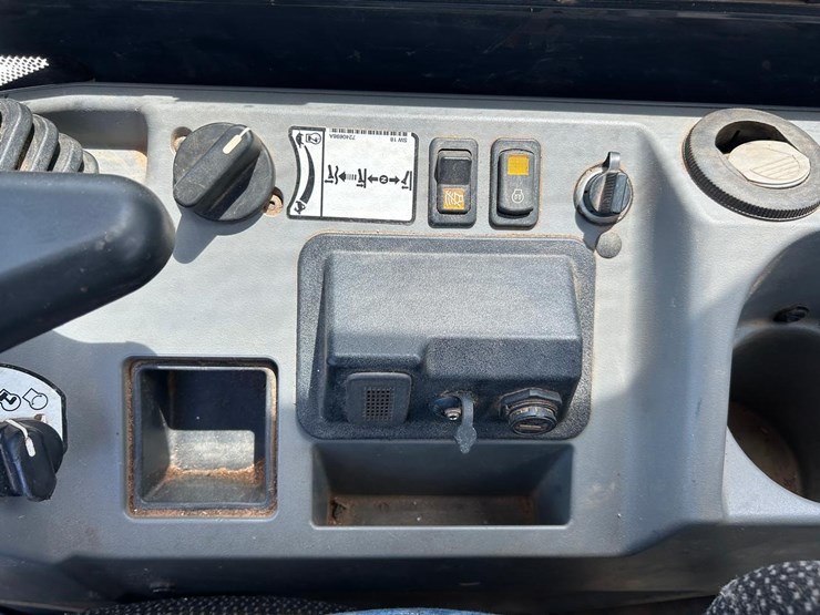 2022-bobcat-e60-image-24