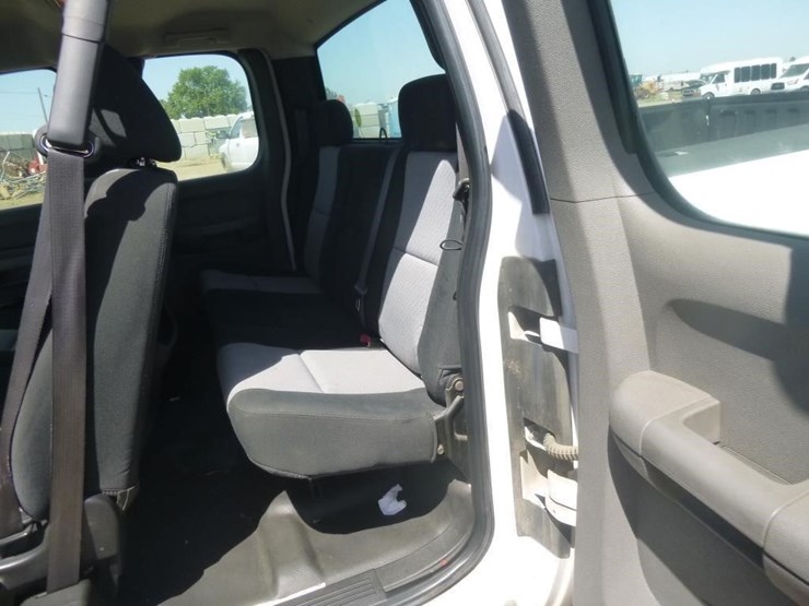 2008-chevrolet-1500-image-13