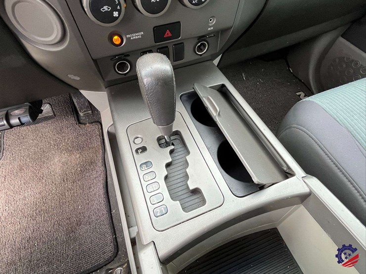 2004-nissan-titan-image-49
