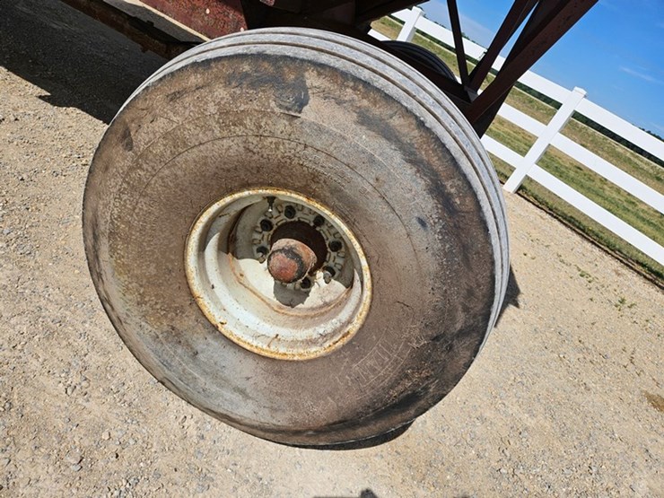 m&w-little-red-wagon-image-14