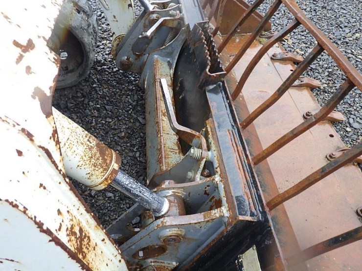 takeuchi-tl230-image-15