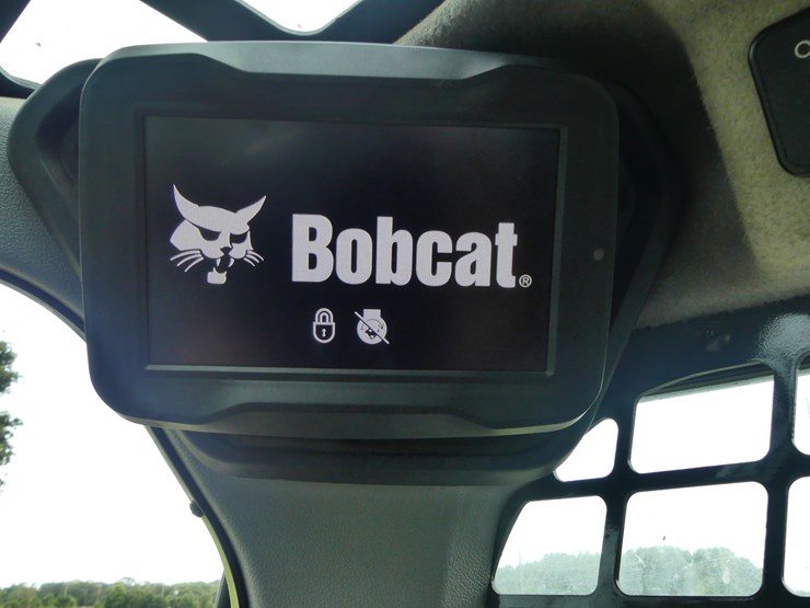 2021-bobcat-t76-image-16