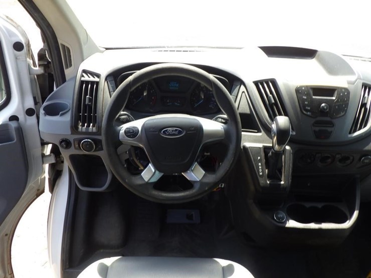 2017-ford-transit-image-9