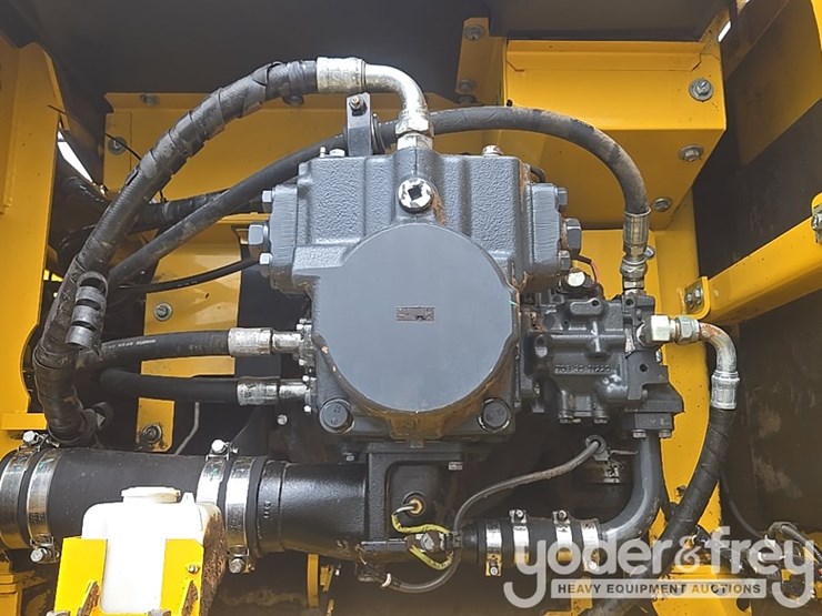 2023-komatsu-pc490-lc-10-image-37