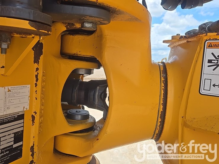 2022-volvo-a25g-image-20