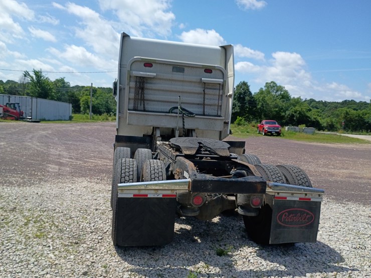 1998-peterbilt-379-image-8