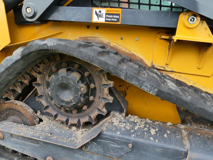 2023-deere-317g-image-6