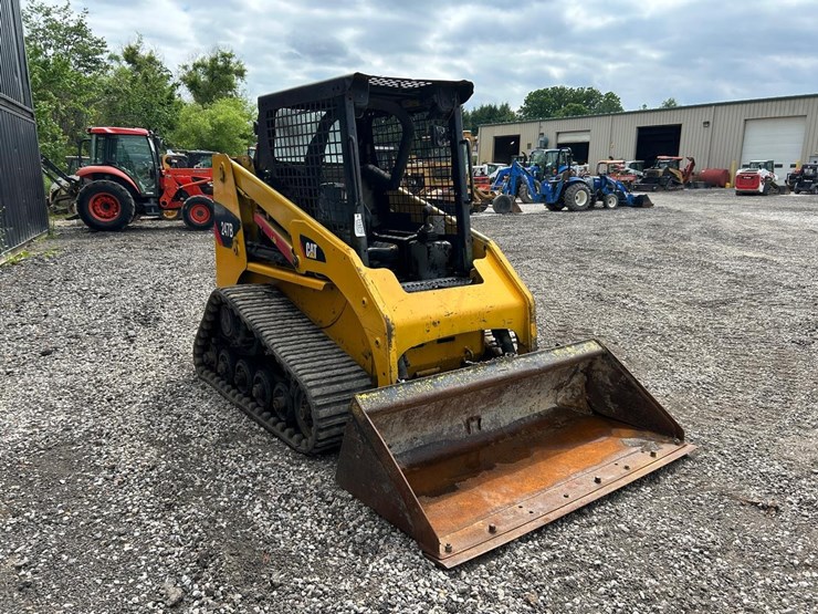 caterpillar-247b-image-6
