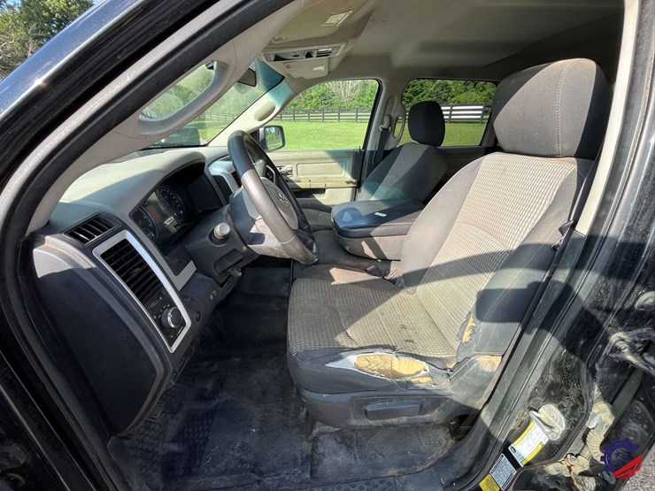 2011-dodge-ram-2500-image-64