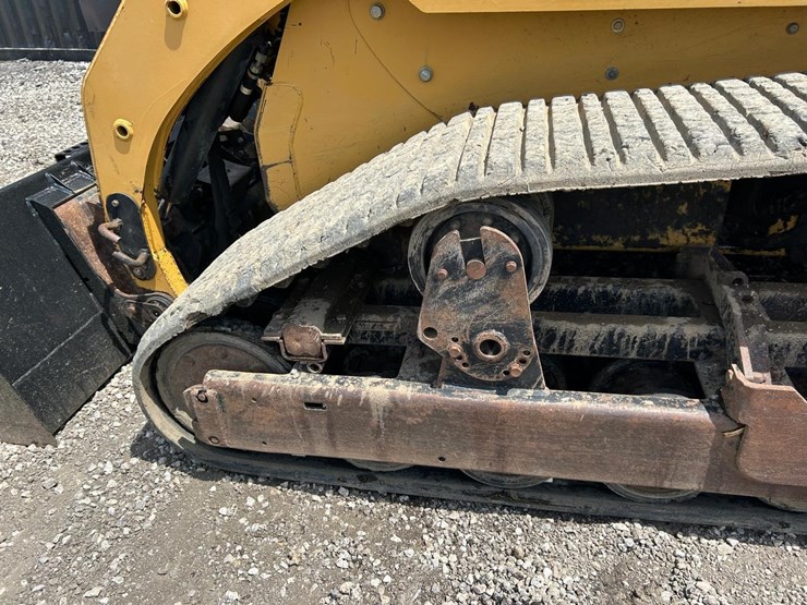caterpillar-277-image-17