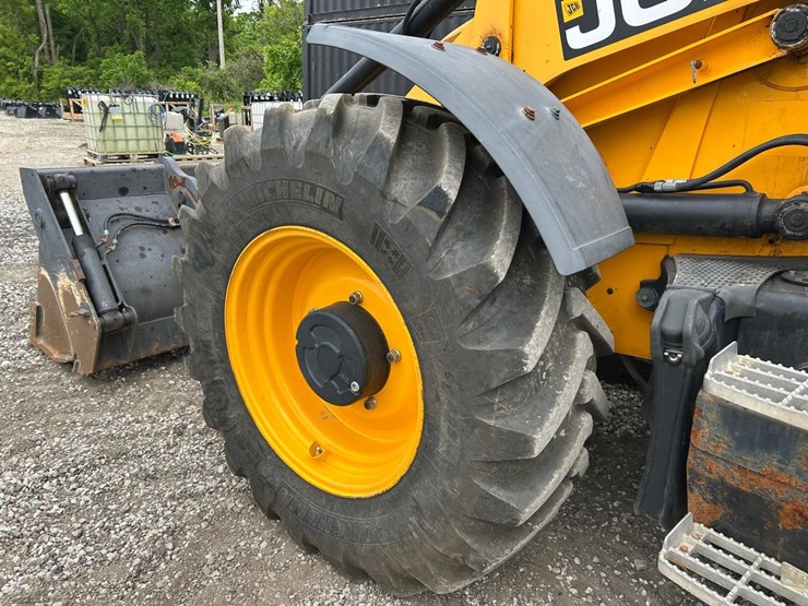 jcb-4cx-image-20