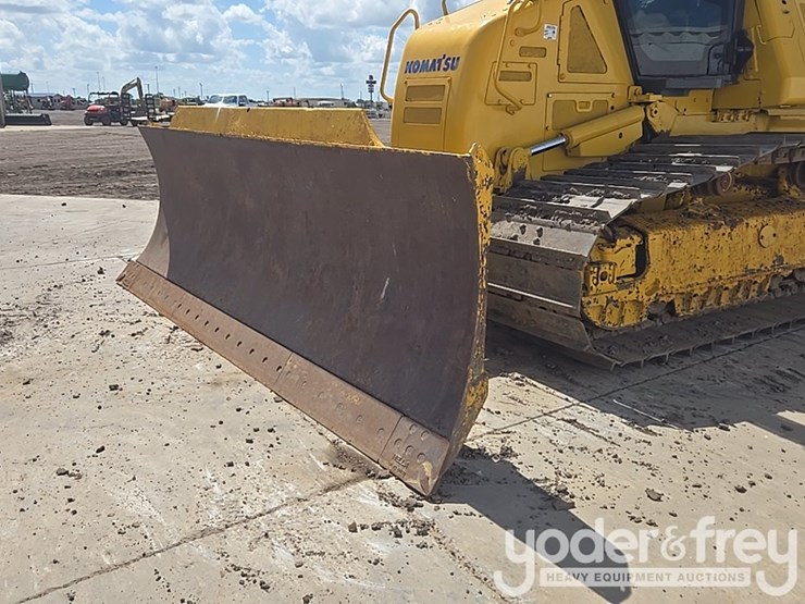 2018-komatsu-d61px-24-image-18
