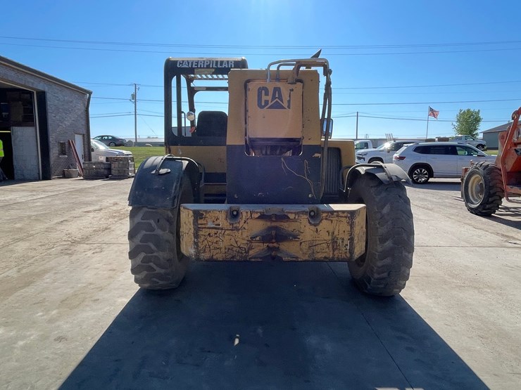 caterpillar-th62-image-6