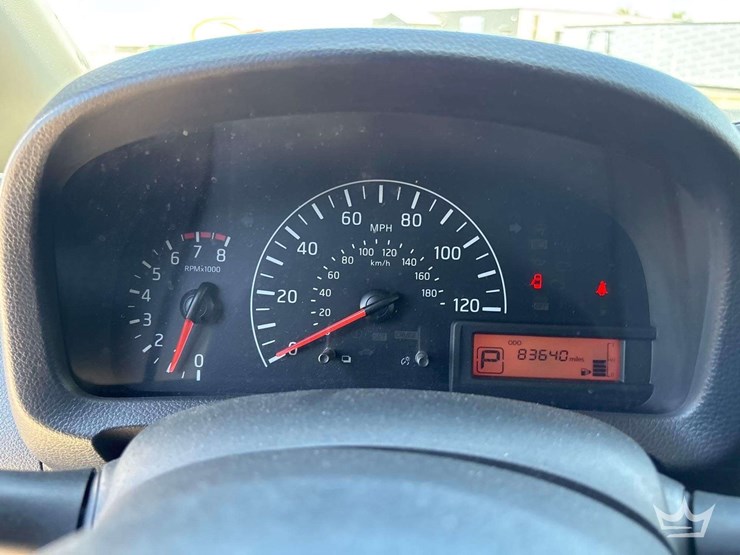 2017-nissan-nv200-image-16