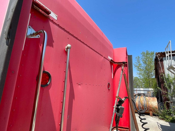 2004-kenworth-t800-image-22